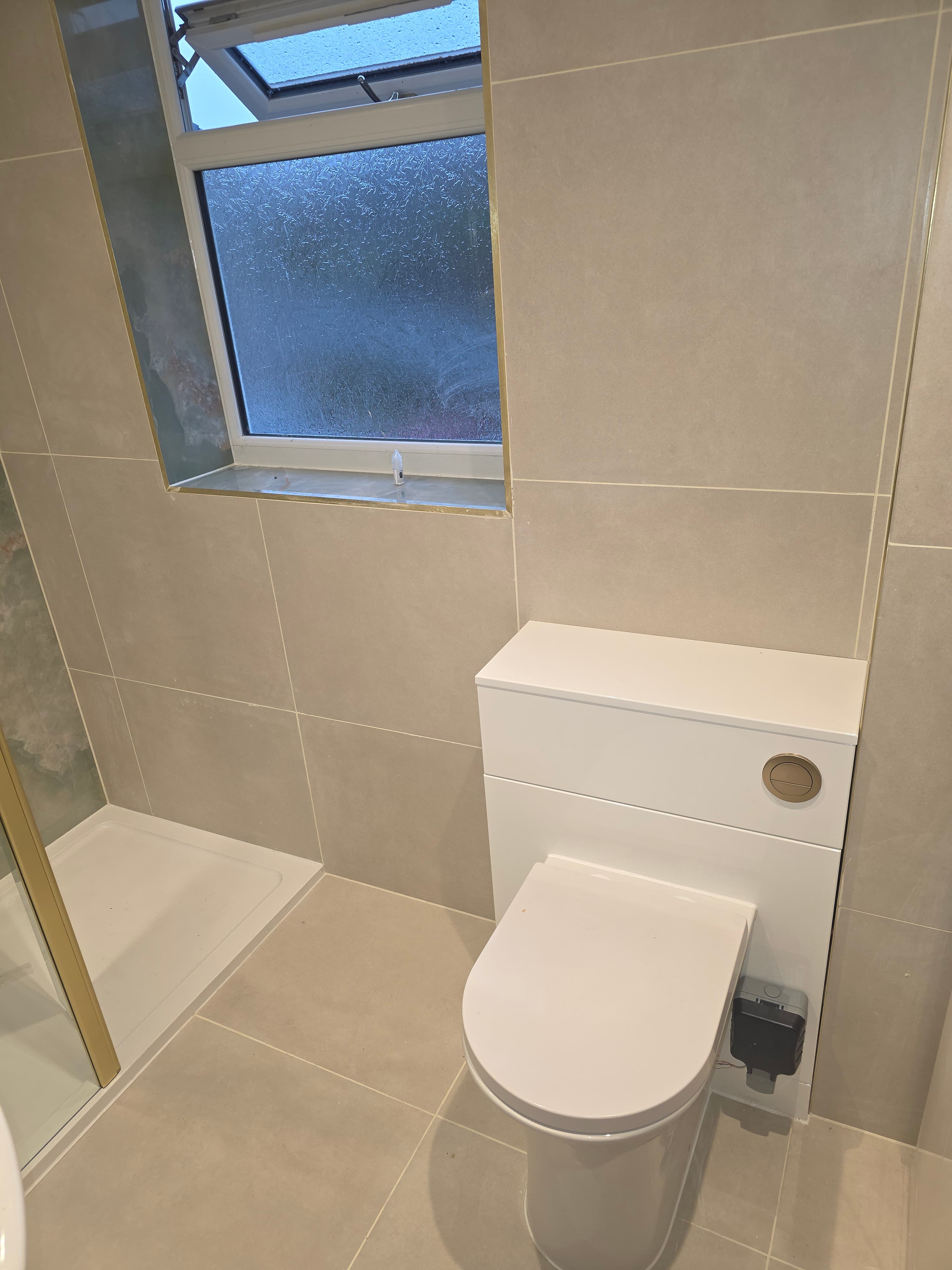 Luxury Bathroom Reference 12