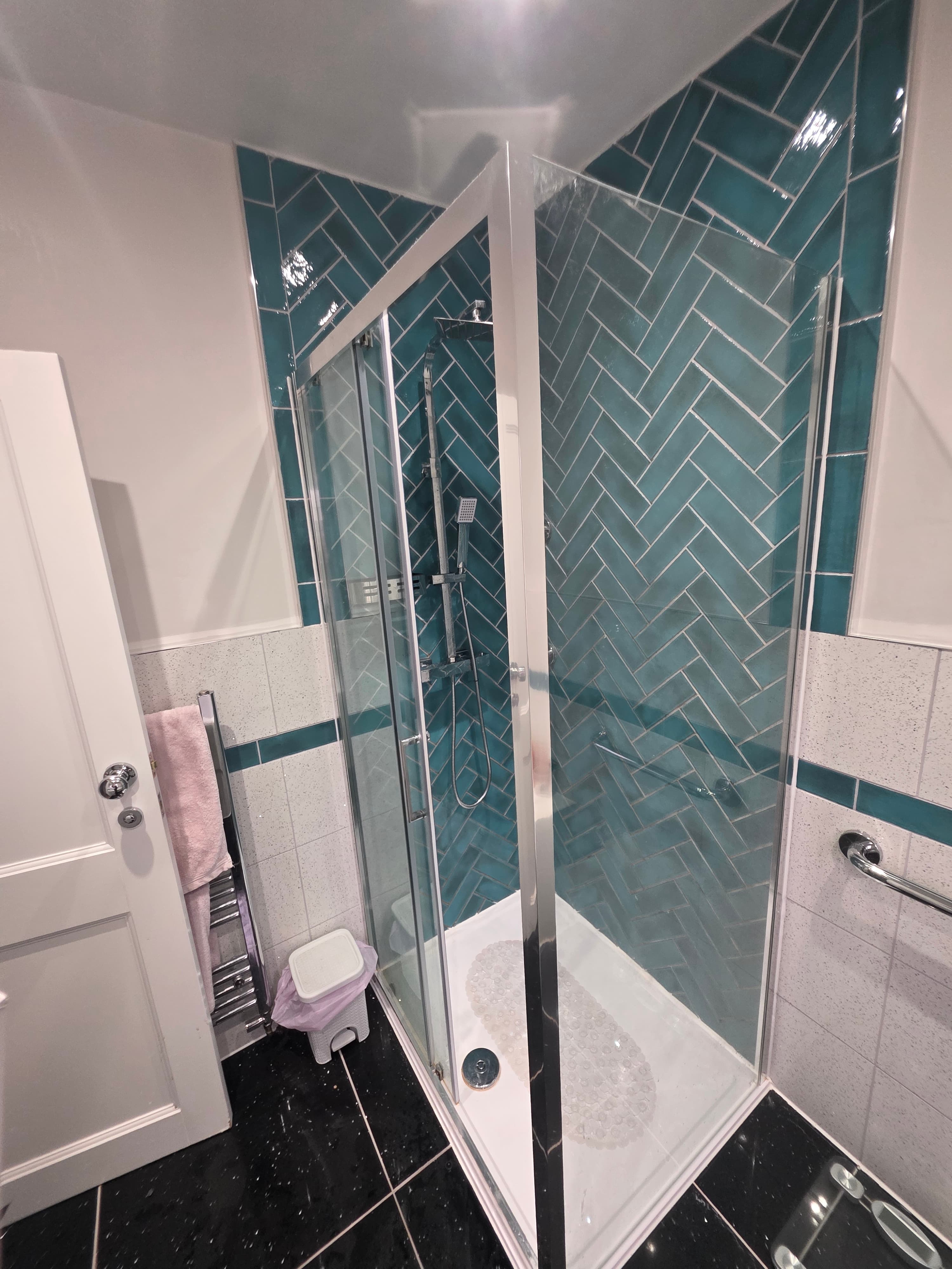 Luxury Bathroom Reference 3